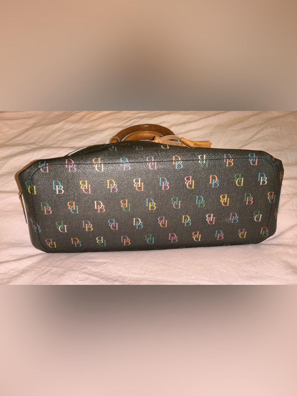 Dooney & Bourke Monogram Tote in Black & tan leather - Picture 4 of 5